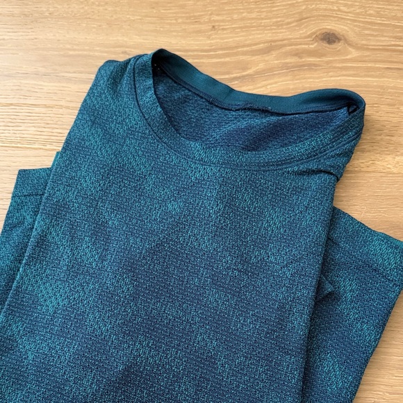 lululemon athletica Metal Vent Tech Short-Sleeve Shirt 💙 - Picture 5 of 5